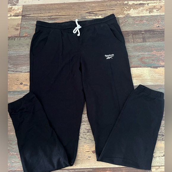Reebok Light Weight Joggers - Picture 1 of 4